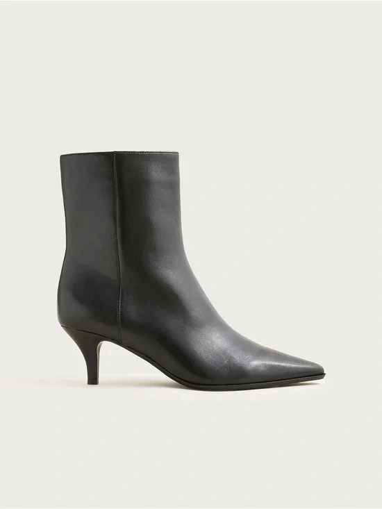 J. Crew New Stevie Ankle Boots in Leather Black Size 7 heeled boots Chic Womens - Picture 1 of 11